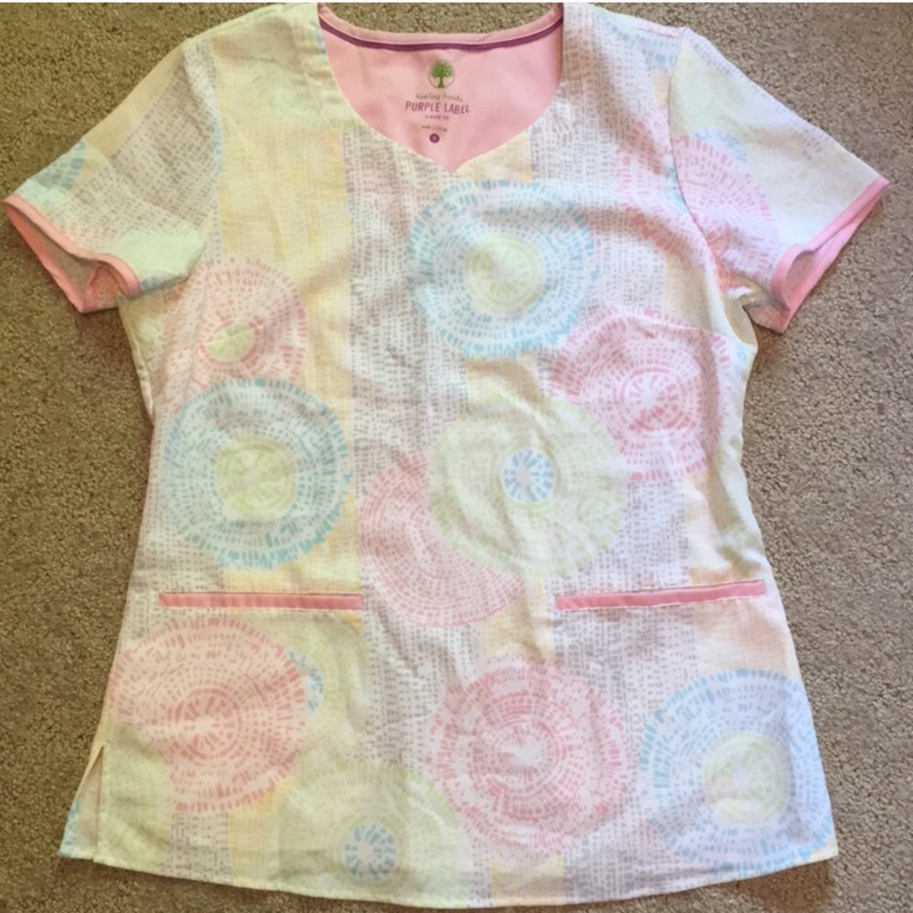 Scrub top